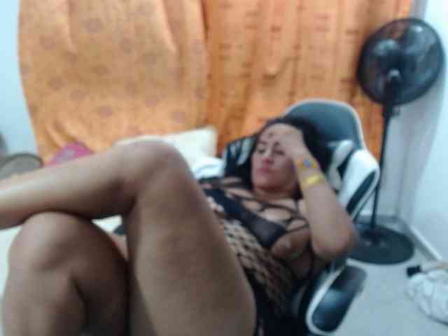 Deboralo123 webcam
