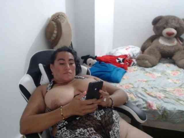 Deboralo123 webcam