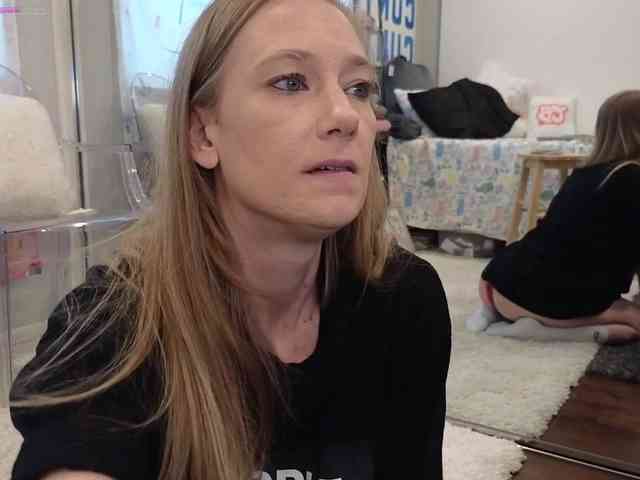 sexyscienceteacher90 webcam