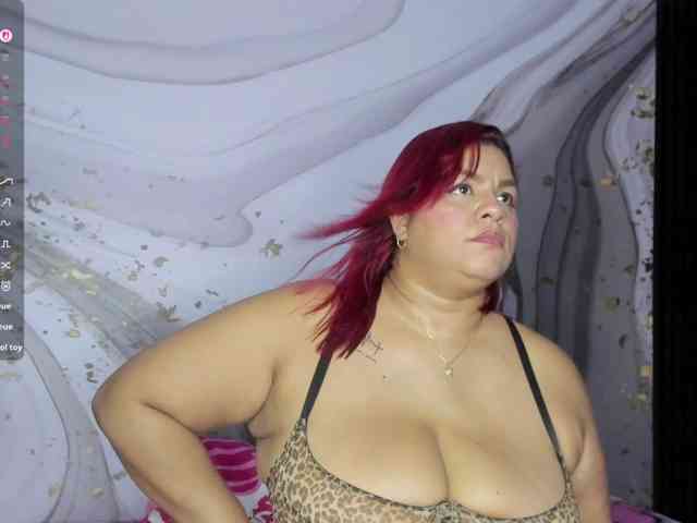 Hornymariee