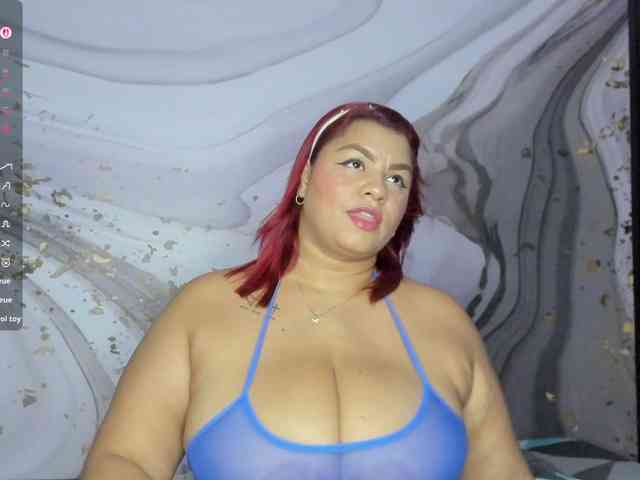 Hornymariee
