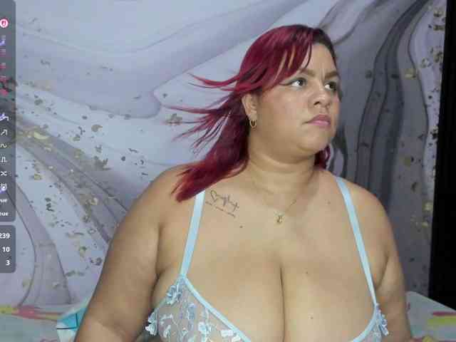 Hornymariee