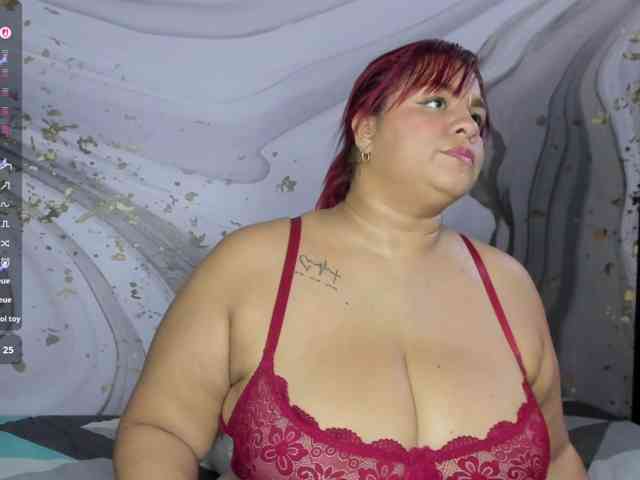 Hornymariee webcam