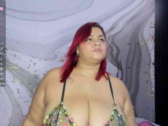 Hornymariee webcam