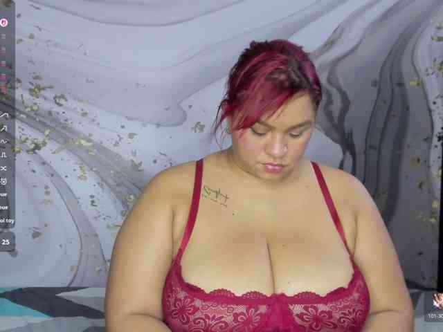 Hornymariee webcam