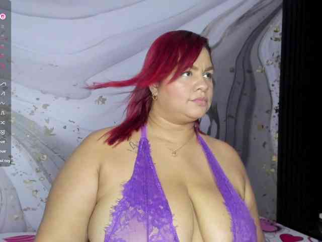 Hornymariee webcam