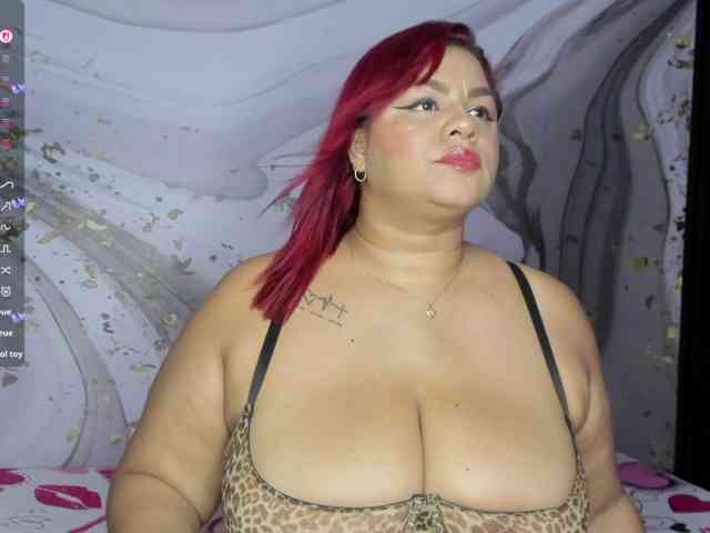 Hornymariee webcam