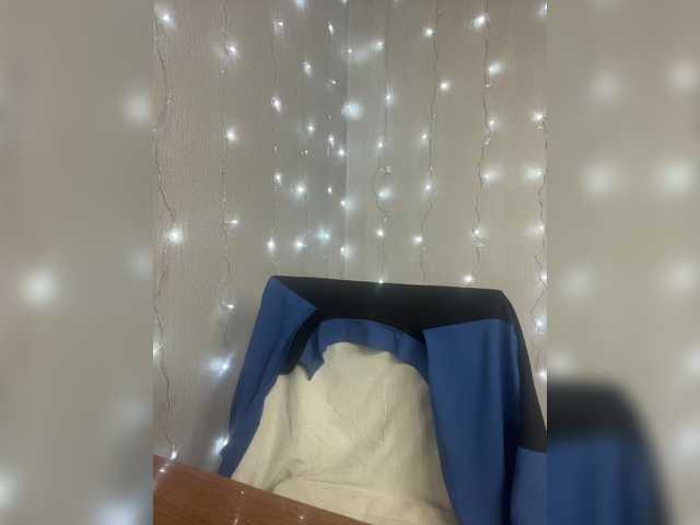 Alena121 live cam on BongaCams