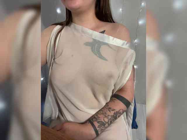 Alena121 webcam