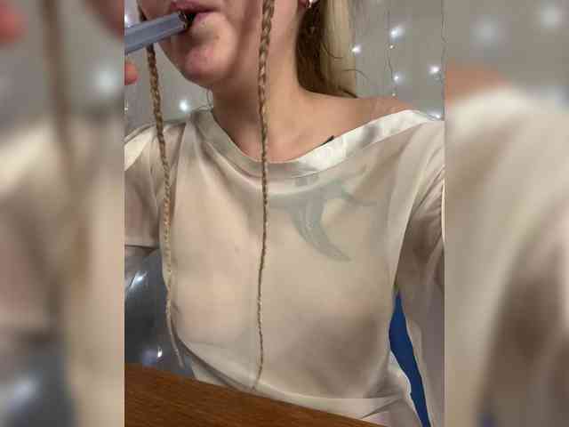 Alena121 webcam