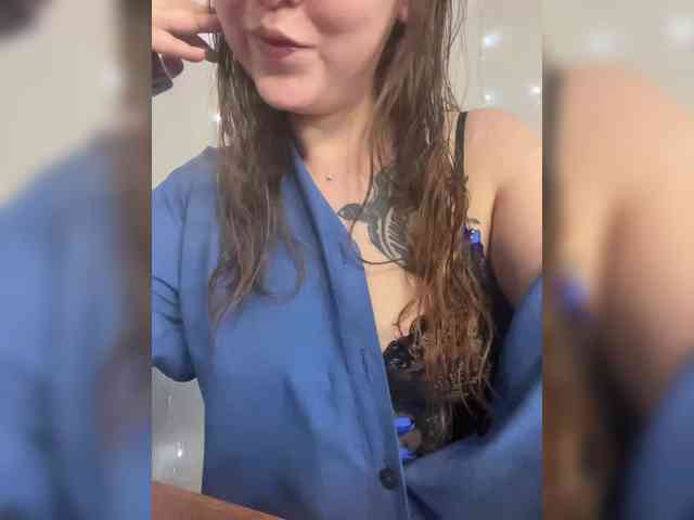 Alena121 webcam