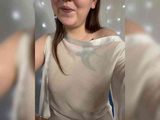 Alena121 webcam
