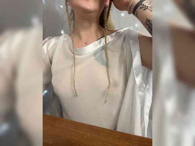 Alena121 webcam