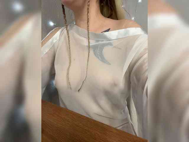 Alena121 webcam