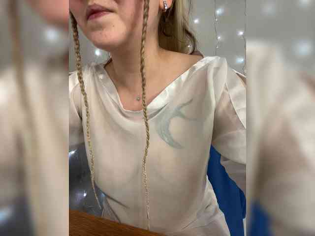 Alena121 webcam