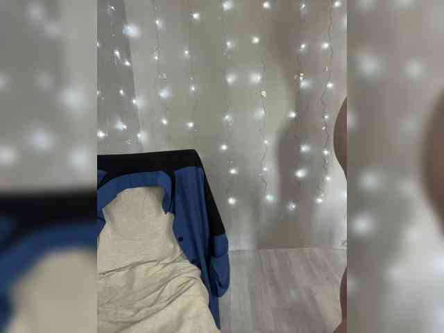 Alena121 webcam