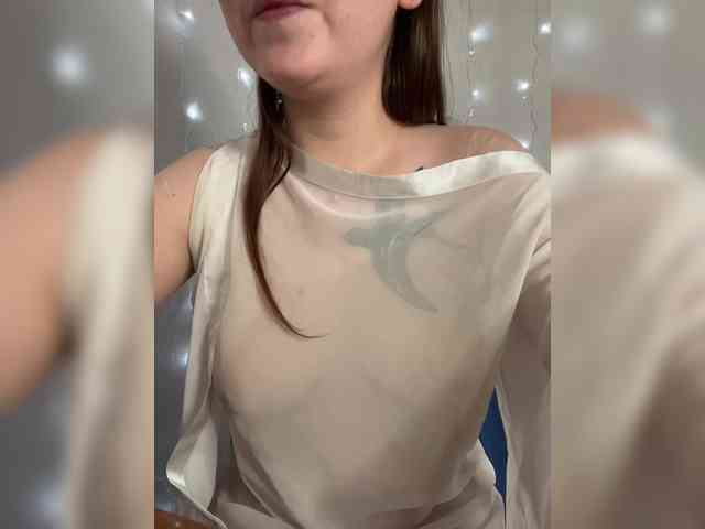 Alena121 webcam