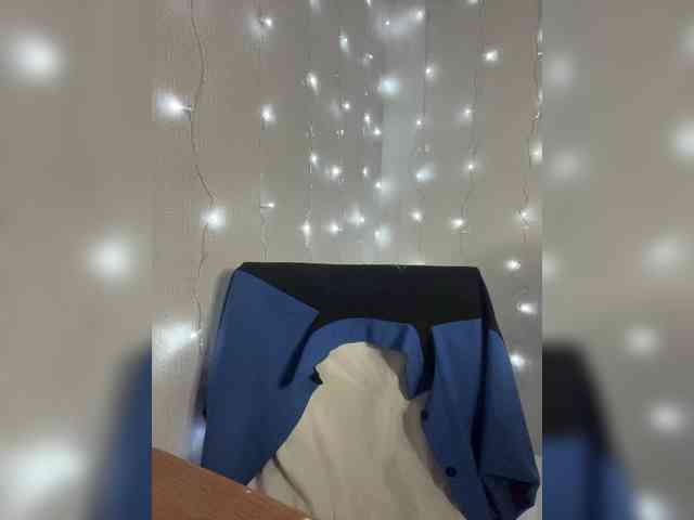 Alena121 webcam