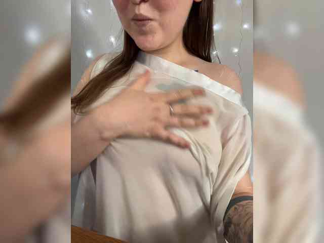 Alena121 webcam