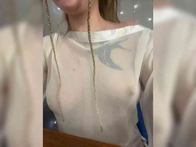 Alena121 webcam