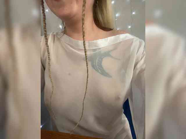 Alena121 webcam