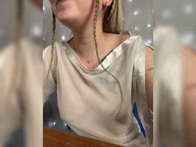 Alena121 webcam