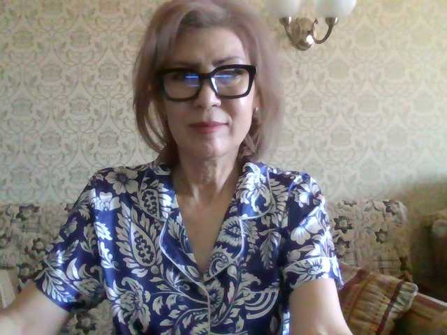 Elegant00Lady