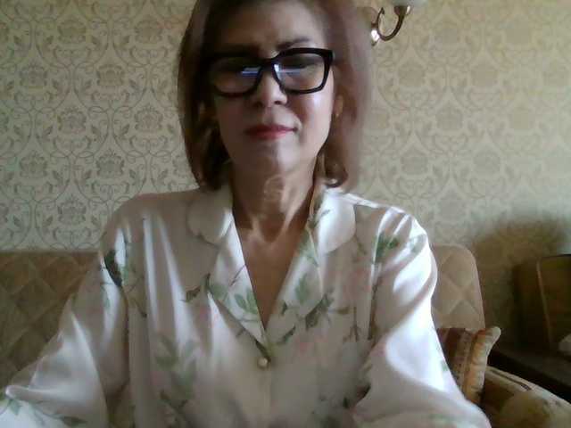 Elegant00Lady