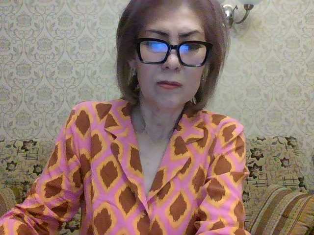 Elegant00Lady live cam on BongaCams