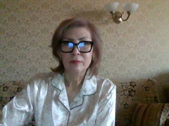 Elegant00Lady