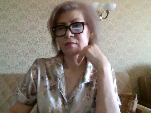 Elegant00Lady live cam on BongaCams