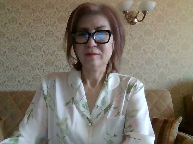 Elegant00Lady's BongaCams show and profile