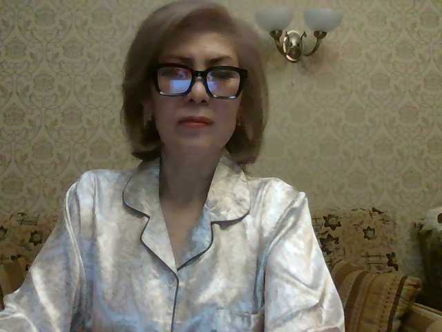 Elegant00Lady live cam on BongaCams