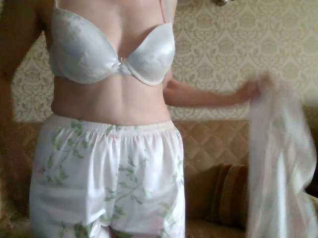 Elegant00Lady's BongaCams show and profile