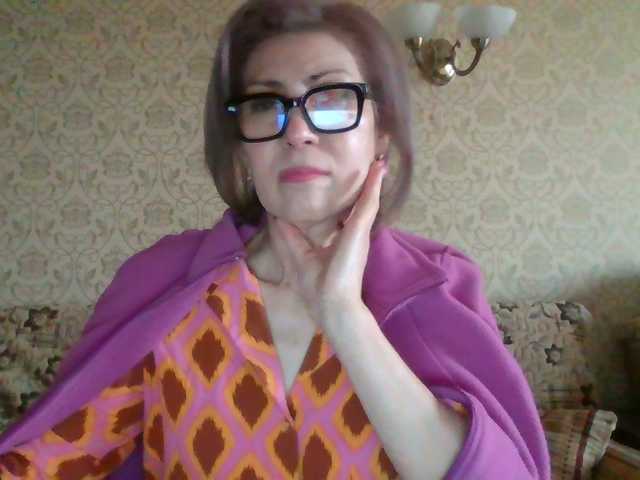 ElegantLady00 live cam preview