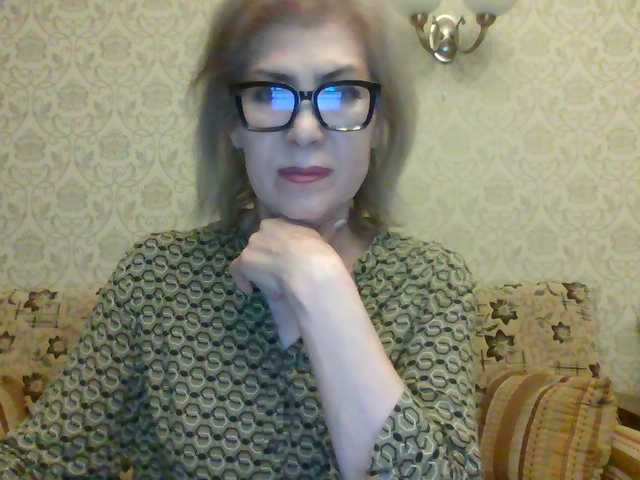 go to chat with ElegantLady00