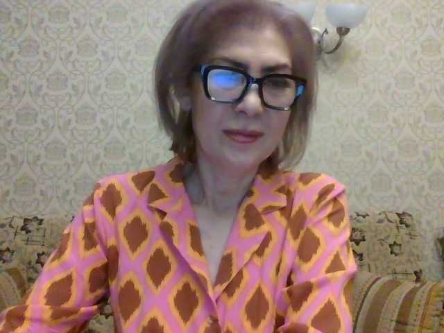 Elegant00Lady live cam on BongaCams