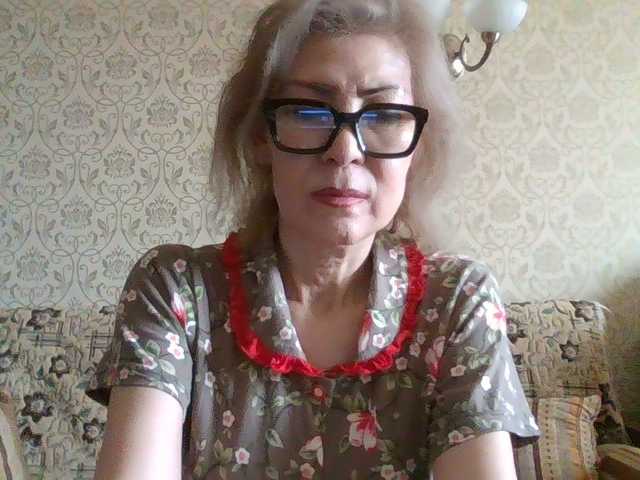 Elegant00Lady live cam on BongaCams