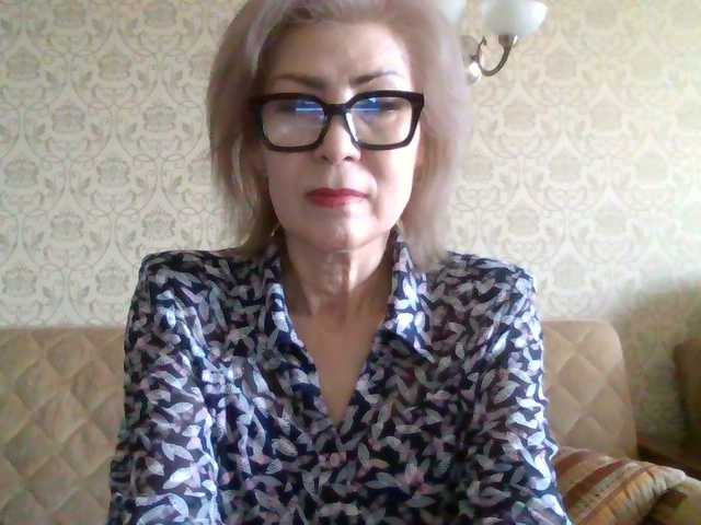 Elegant00Lady