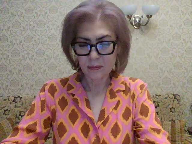 Elegant00Lady live cam on BongaCams