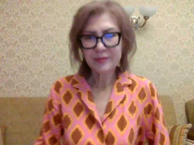 Elegant00Lady's BongaCams show and profile