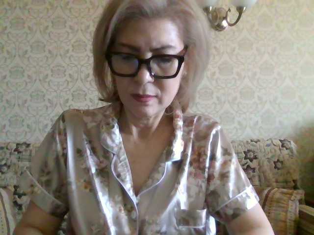 Elegant00Lady
