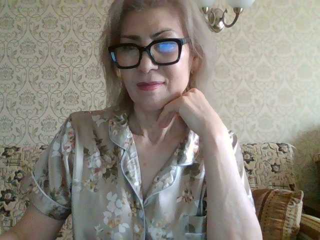 Elegant00Lady live cam on BongaCams