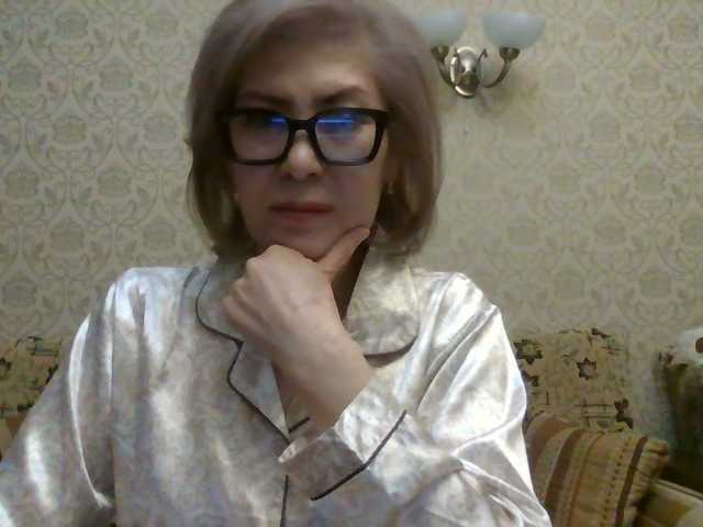 ElegantLady00 live cam on BongaCams