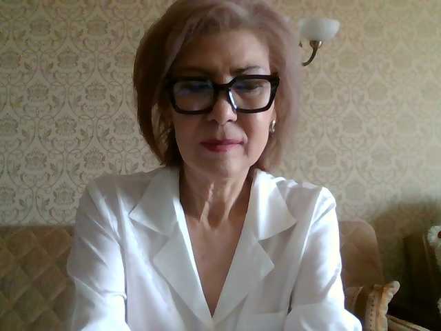 Elegant00Lady