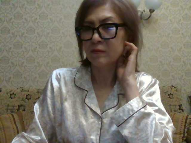 Elegant00Lady live cam on BongaCams