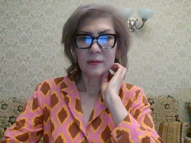 Elegant00Lady