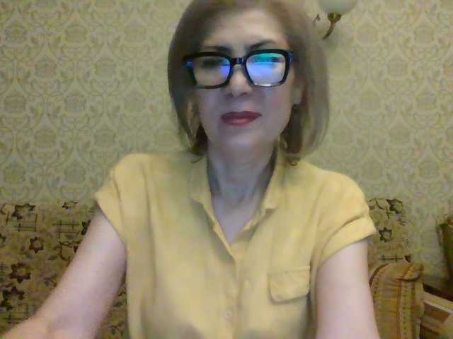 Elegant00Lady live cam on BongaCams