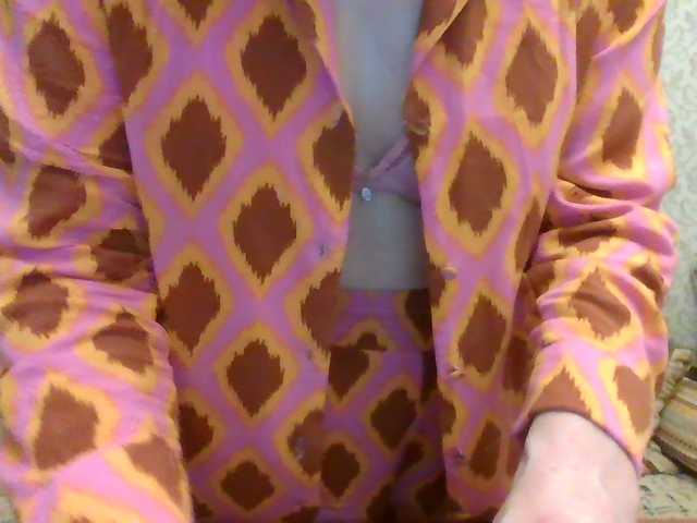ElegantLady00 live cam preview