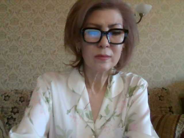 Elegant00Lady